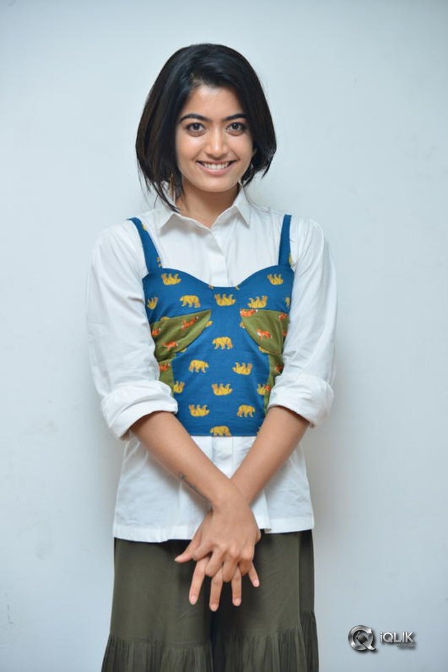 Rashmika-Mandanna-New-Photos